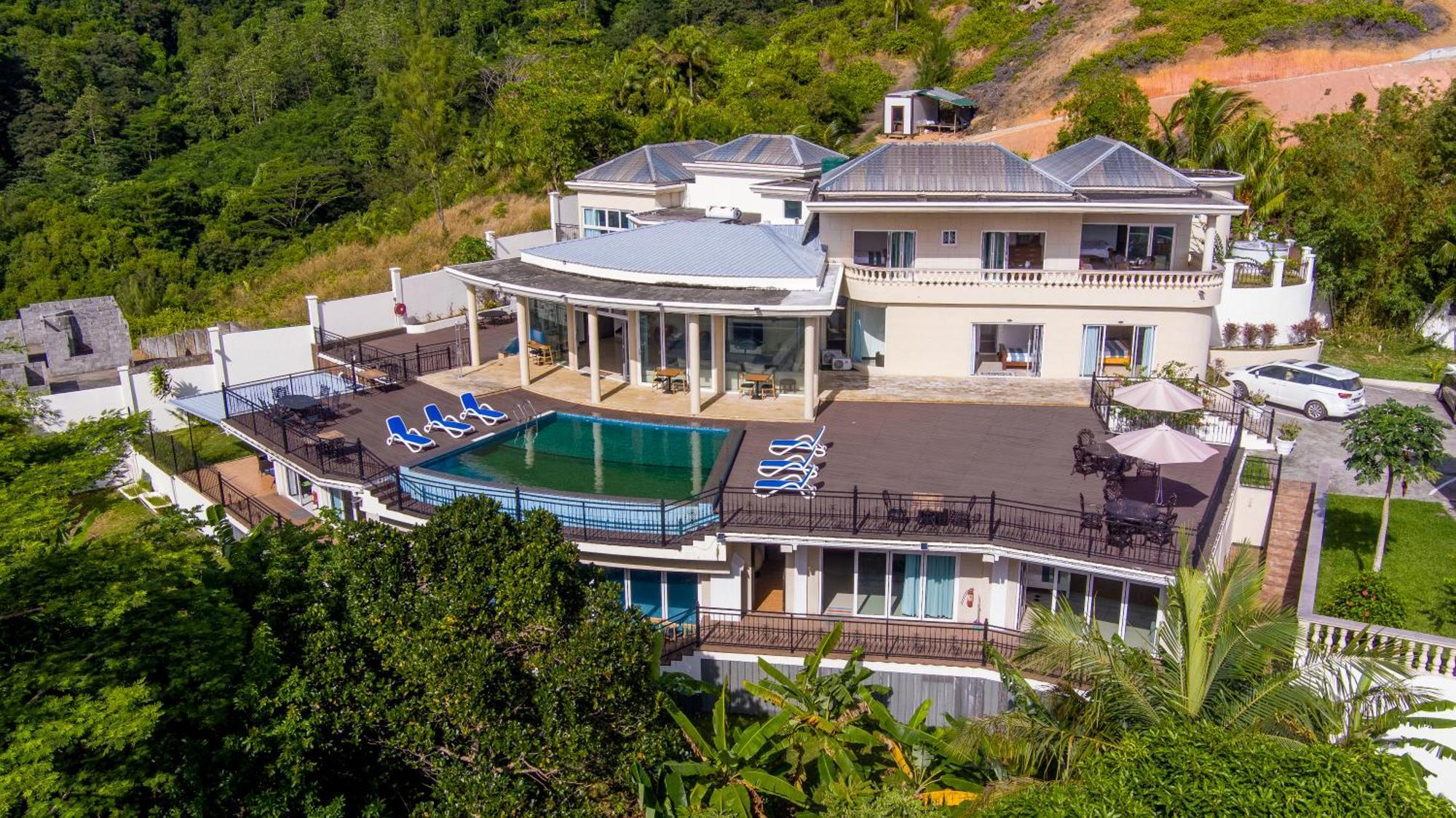 Amanda Villa - Best Value Mountain Top Inn Au Cap Exterior foto